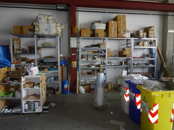 2#3505 Scaffalature e tavoli da lavoro in vendita - foto 7