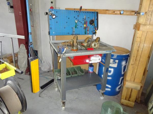 2#3505 Scaffalature e tavoli da lavoro in vendita - foto 8
