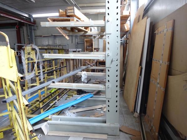 2#3505 Scaffalature e tavoli da lavoro in vendita - foto 15