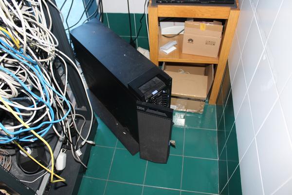 4#3507 Attrezzature elettroniche da ufficio in vendita - foto 2