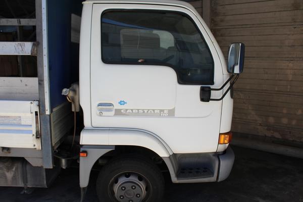 8#3507 Autocarro Nissan Cabstar E110 in vendita - foto 3