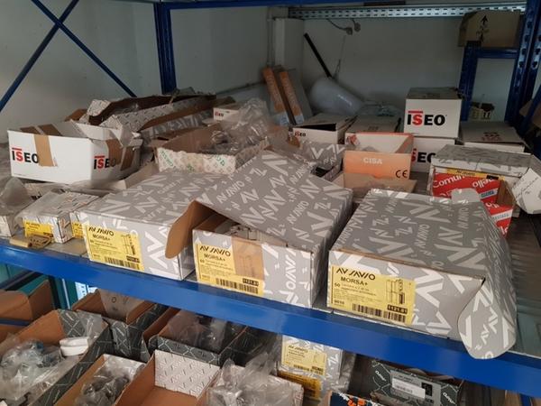 1#3511 Guarnizioni Tecno e elementi serramenti in vendita - foto 9