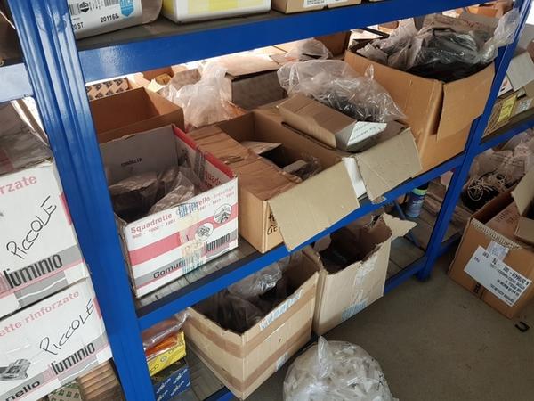 1#3511 Guarnizioni Tecno e elementi serramenti in vendita - foto 24