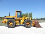 Image 2 - Komatsu WA 450 wheel loader - Lot 4 (Auction 3513)