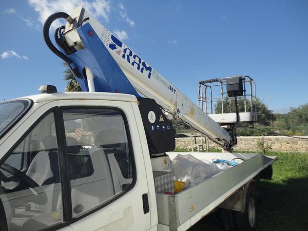 1#3514 Autocarro Ford Transit con piattaforma aerea in vendita - foto 4