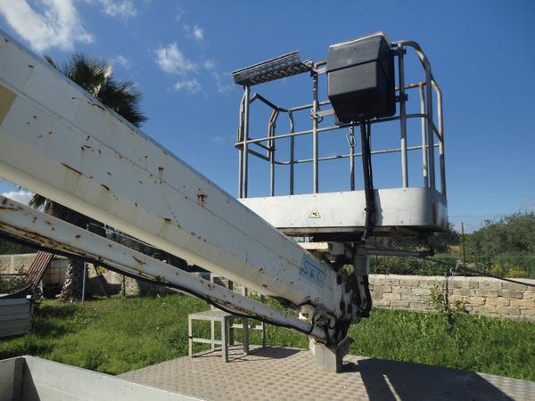 1#3514 Autocarro Ford Transit con piattaforma aerea in vendita - foto 8