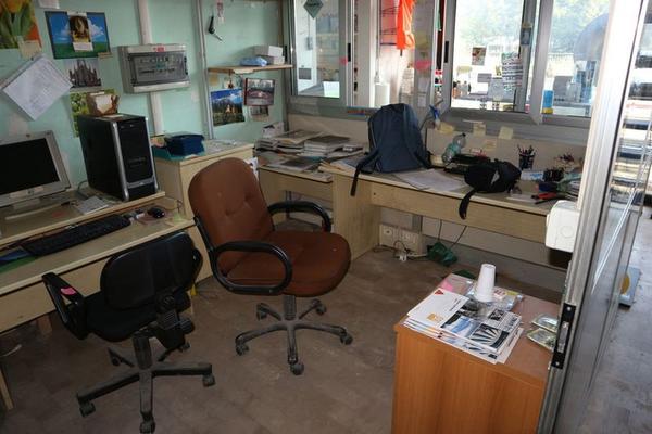 1#3515 Arredamento ufficio e attrezzatura elettronica in vendita - foto 1