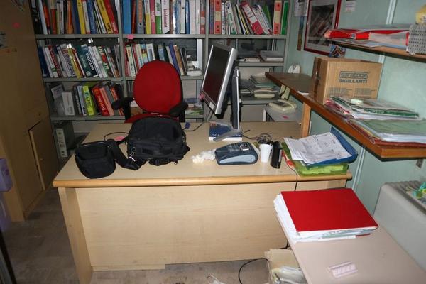 1#3515 Arredamento ufficio e attrezzatura elettronica in vendita - foto 3