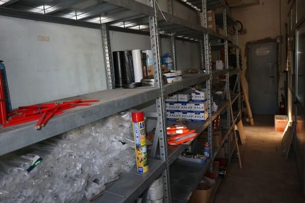 72#3515 Scaffalature metalliche e attrezzatura edile in vendita - foto 12
