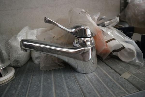 72#3515 Scaffalature metalliche e attrezzatura edile in vendita - foto 24