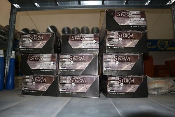 72#3515 Scaffalature metalliche e attrezzatura edile in vendita - foto 35