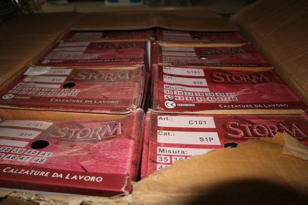 72#3515 Scaffalature metalliche e attrezzatura edile in vendita - foto 36