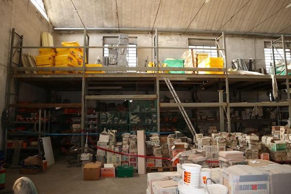 72#3515 Scaffalature metalliche e attrezzatura edile in vendita - foto 38