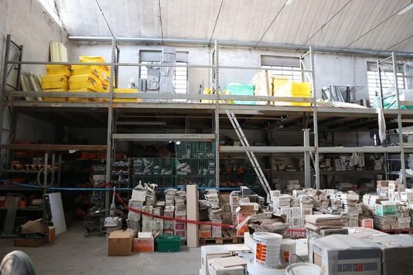 72#3515 Scaffalature metalliche e attrezzatura edile in vendita - foto 39