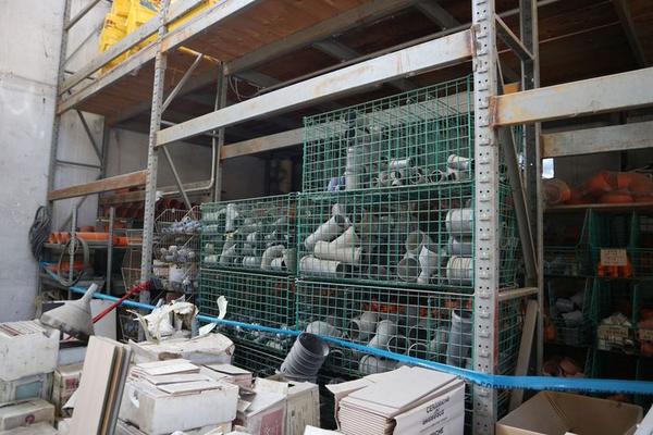 72#3515 Scaffalature metalliche e attrezzatura edile in vendita - foto 44