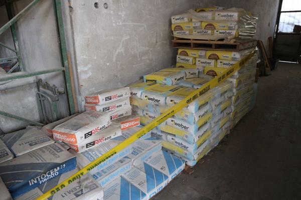 72#3515 Scaffalature metalliche e attrezzatura edile in vendita - foto 69