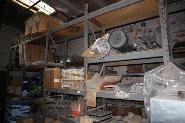 72#3515 Scaffalature metalliche e attrezzatura edile in vendita - foto 85