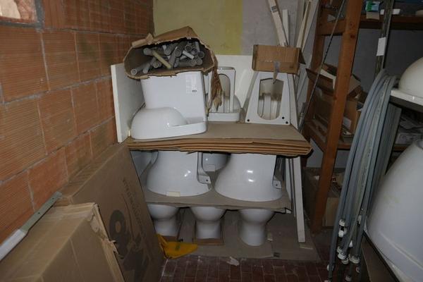 72#3515 Scaffalature metalliche e attrezzatura edile in vendita - foto 105