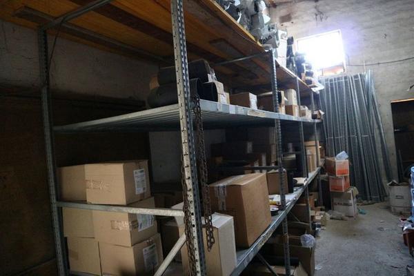 72#3515 Scaffalature metalliche e attrezzatura edile in vendita - foto 114