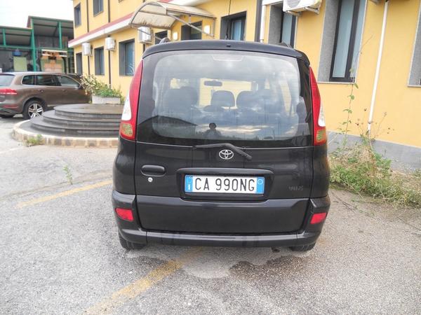 5#3519 Autovettura Toyota Yaris in vendita - foto 4