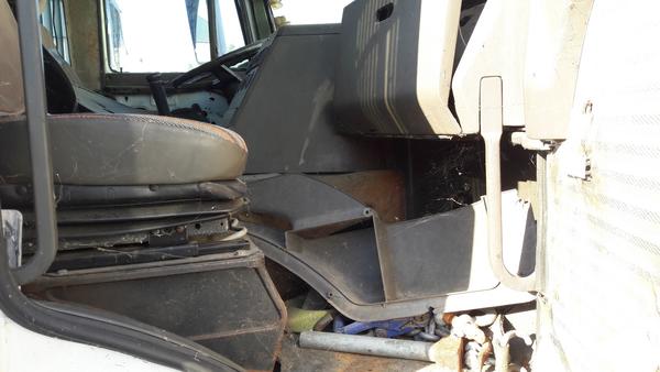 1#3520 Autocarro Iveco 190-36 e rimorchio in vendita - foto 30