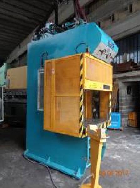 18#3528 Pressa idraulica da 100 Ton Sahinler HKP 100 in vendita - foto 3