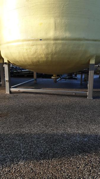 24#3529 N.2 cisterne in vetroresina con telaio inox in vendita - foto 6