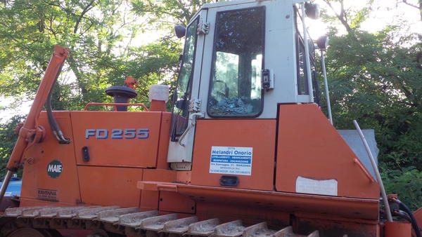 1#3530 Trattore apripista cingolato Fiat Hitachi FD255 in vendita - foto 1