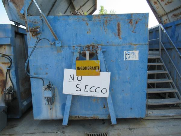 2020#3561 Container LOGO con coperchio in vendita - foto 3