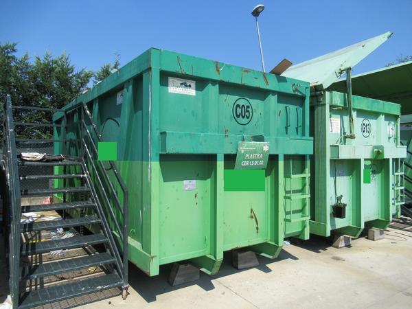 Riciclaggio plastica in vendita