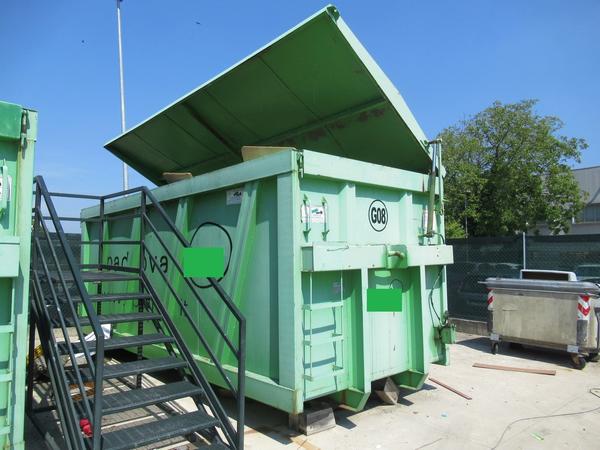 Riciclaggio plastica in vendita