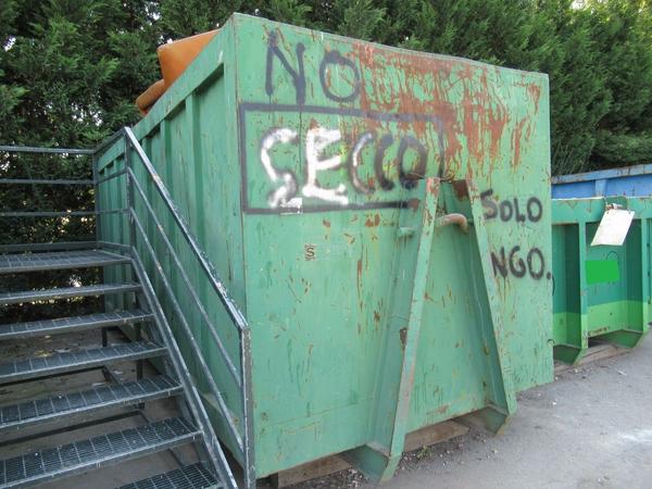Riciclaggio plastica in vendita