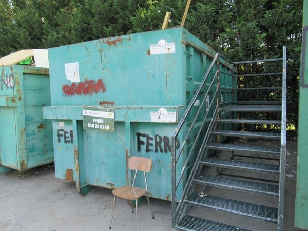 Riciclaggio plastica in vendita