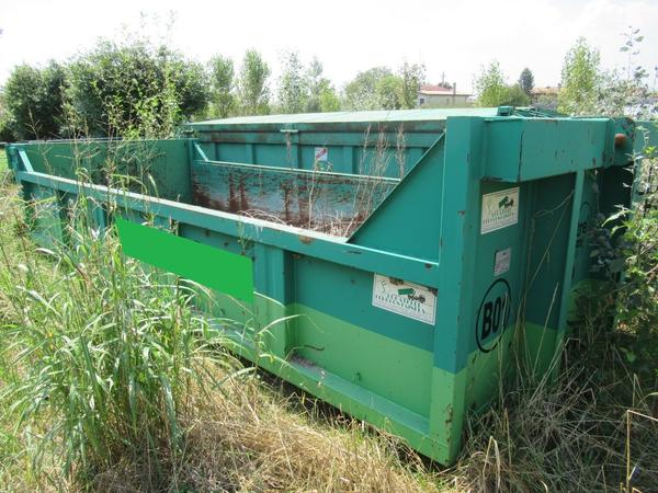 Riciclaggio plastica in vendita