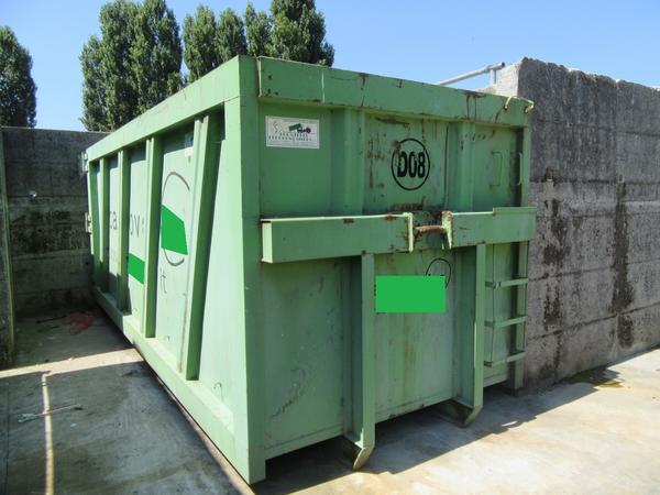 Riciclaggio plastica in vendita