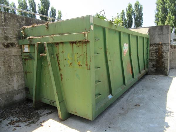 Riciclaggio plastica in vendita