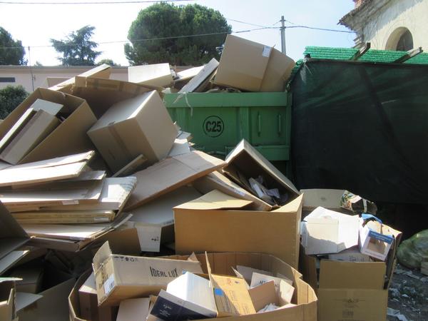 Riciclaggio plastica in vendita