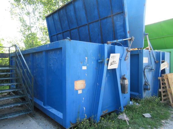 Riciclaggio plastica in vendita