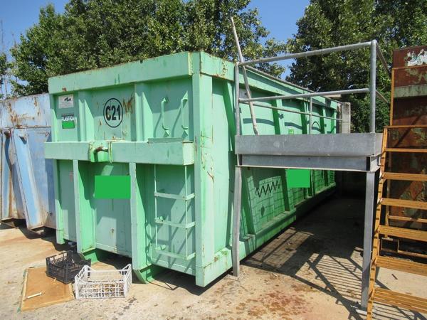 Riciclaggio plastica in vendita