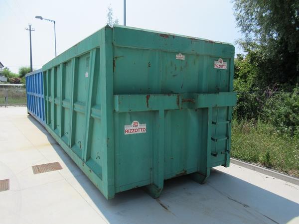 Riciclaggio plastica in vendita