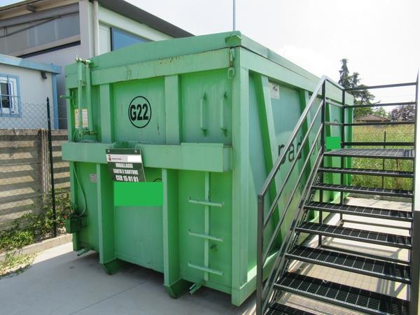Riciclaggio plastica in vendita