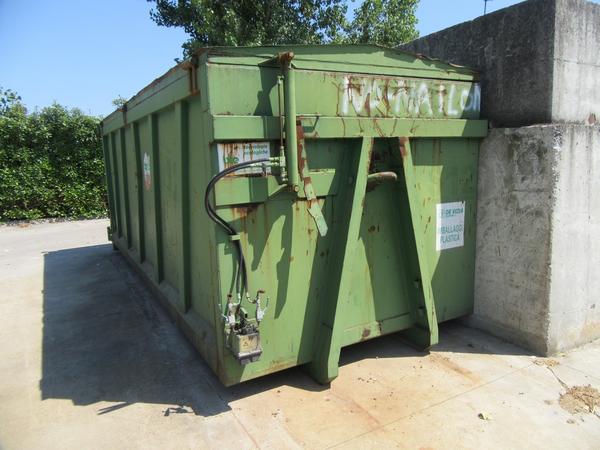 Riciclaggio plastica in vendita