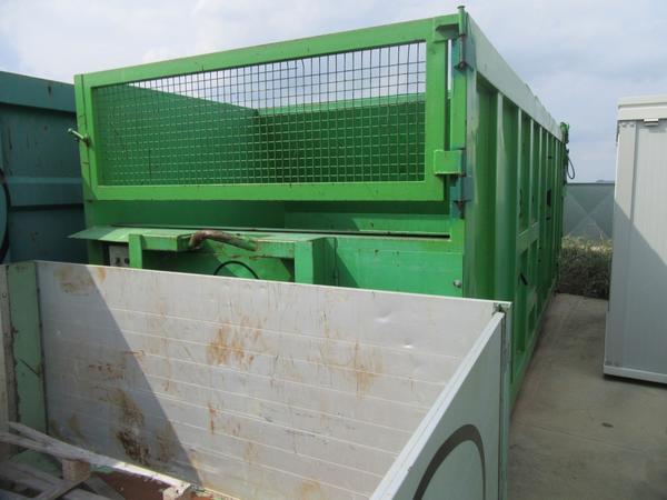 Riciclaggio plastica in vendita