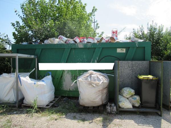 Riciclaggio plastica in vendita