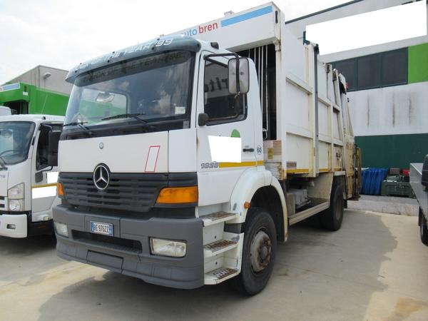 32#3561 Autocompattatore Mercedes Benz in vendita - foto 1