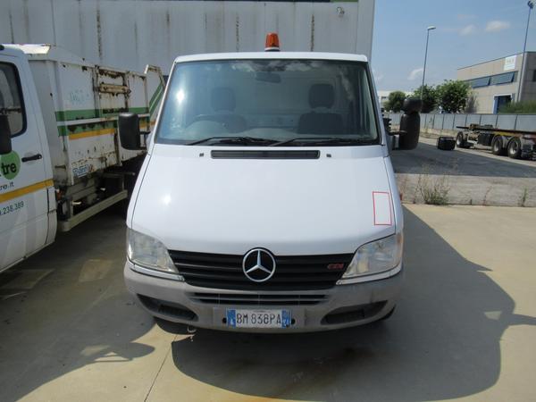 34#3561 Autocompattatore Daimler Chrysler in vendita - foto 3