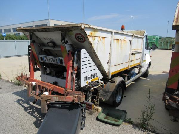 34#3561 Autocompattatore Daimler Chrysler in vendita - foto 7