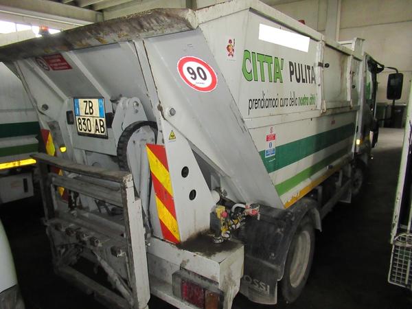 59#3561 Autocompattatore Isuzu M 50 Evolution in vendita - foto 5