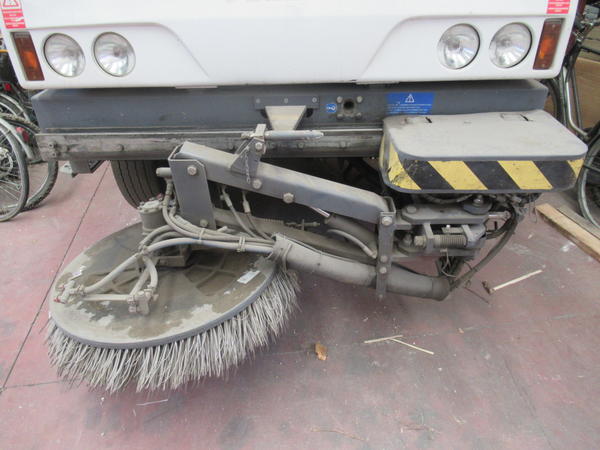 65#3561 Spazzatrice Dulevo International Evolution in vendita - foto 5