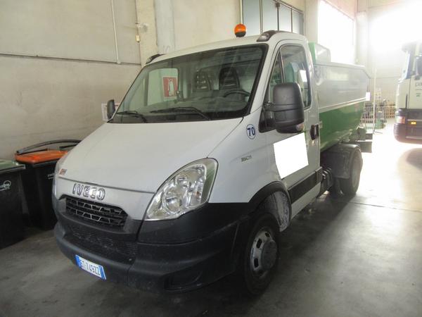79#3561 Autocompattatore Iveco 35C 11 in vendita - foto 1